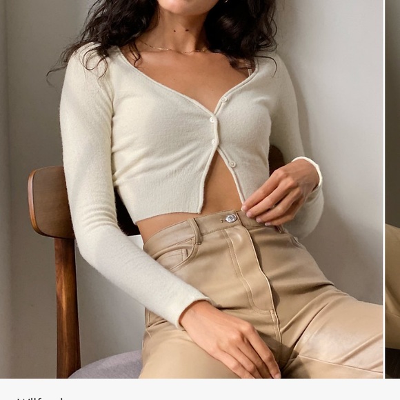 Aritzia Sweaters - BNWT BLK  Wilfred Santorini Cardigan